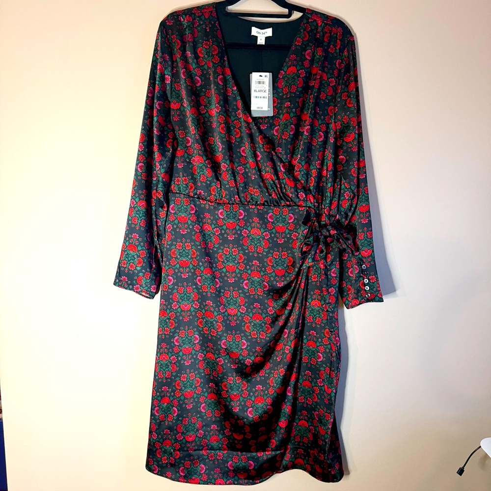 ON 34th NWT Women's Satin Wrap Dress SZ/XL